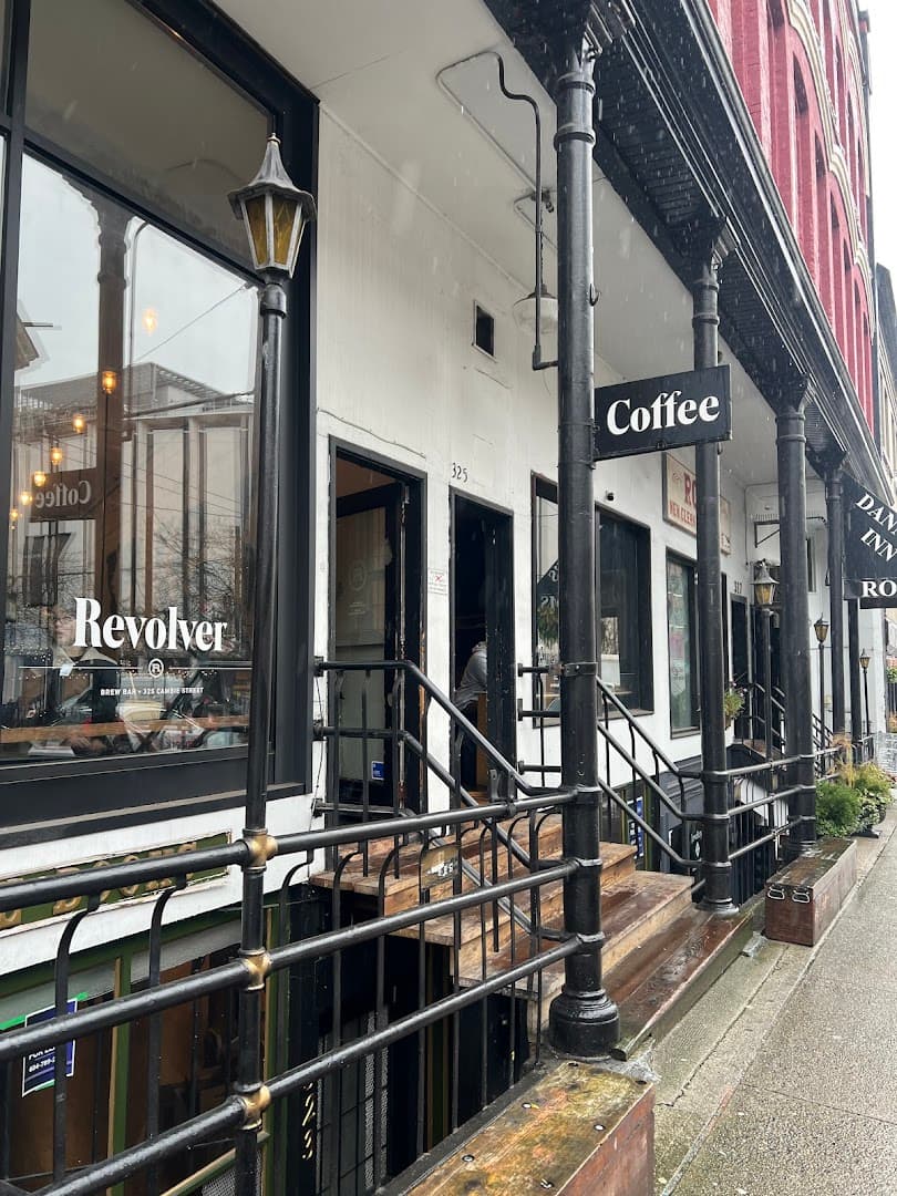Revolver specialty coffee shop in Vancouver - photo 8