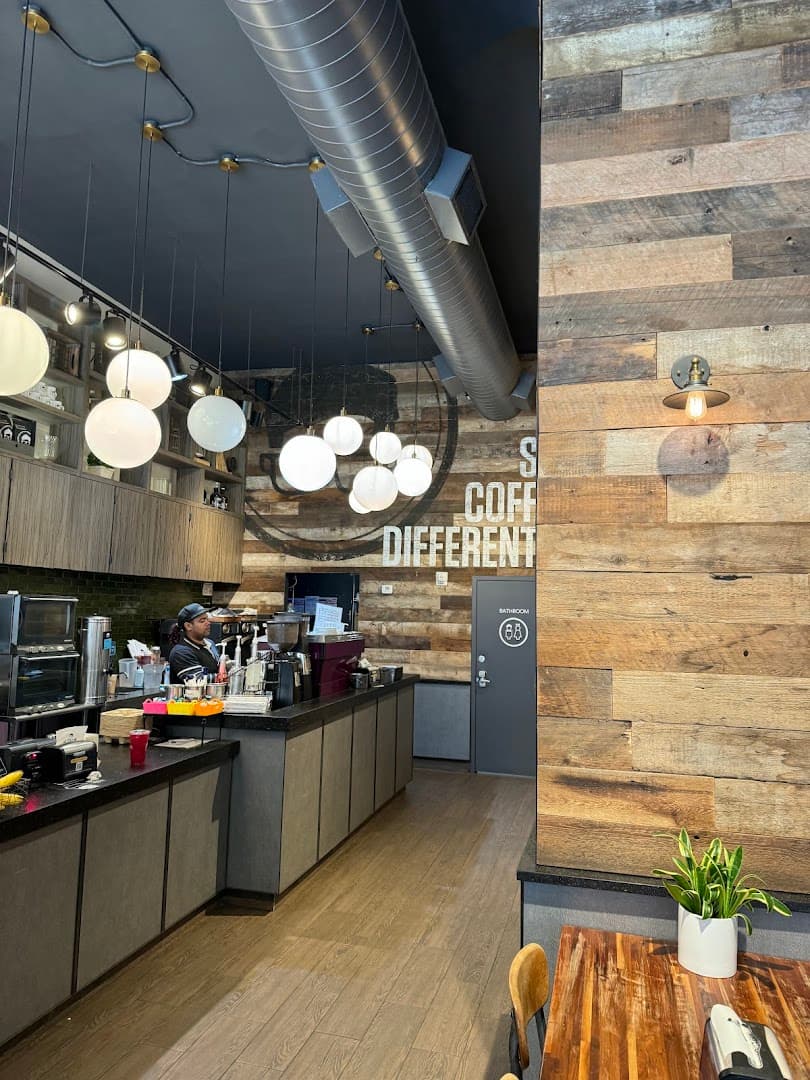 Gregorys Coffee specialty coffee shop in New York - photo 7