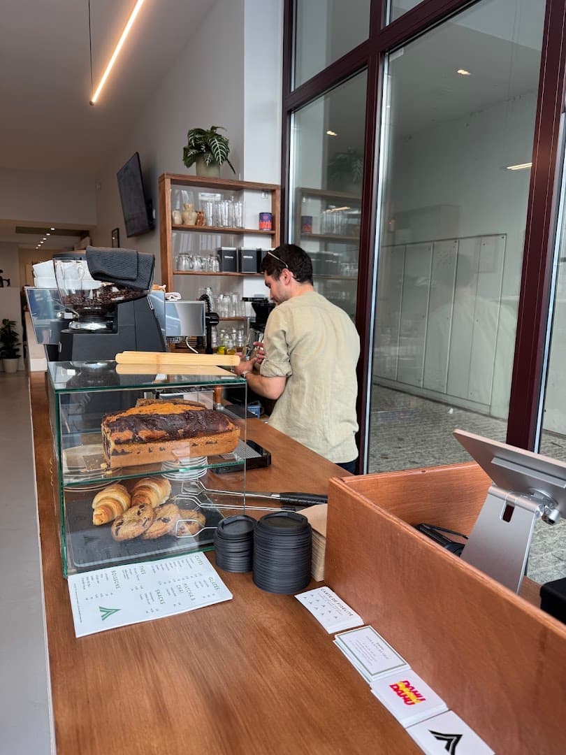 DAHU - Café & Atelier Vélo — specialty coffee in Paris