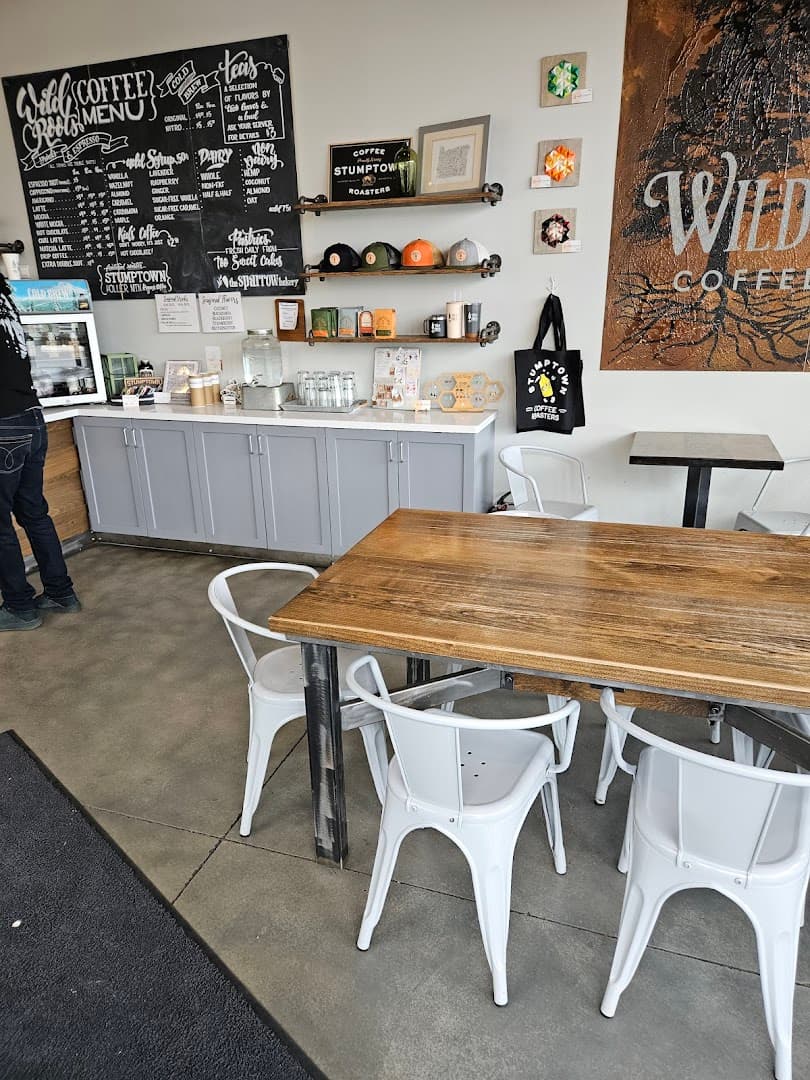 WildRoots Coffeehouse - specialty coffee shop in Bend