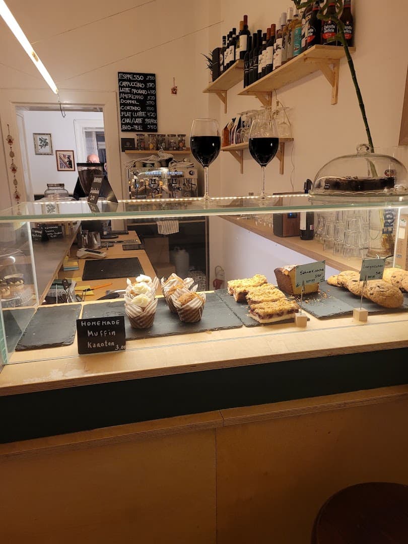 Bonpland Cafe Bar Berlin - specialty coffee shop in Berlin