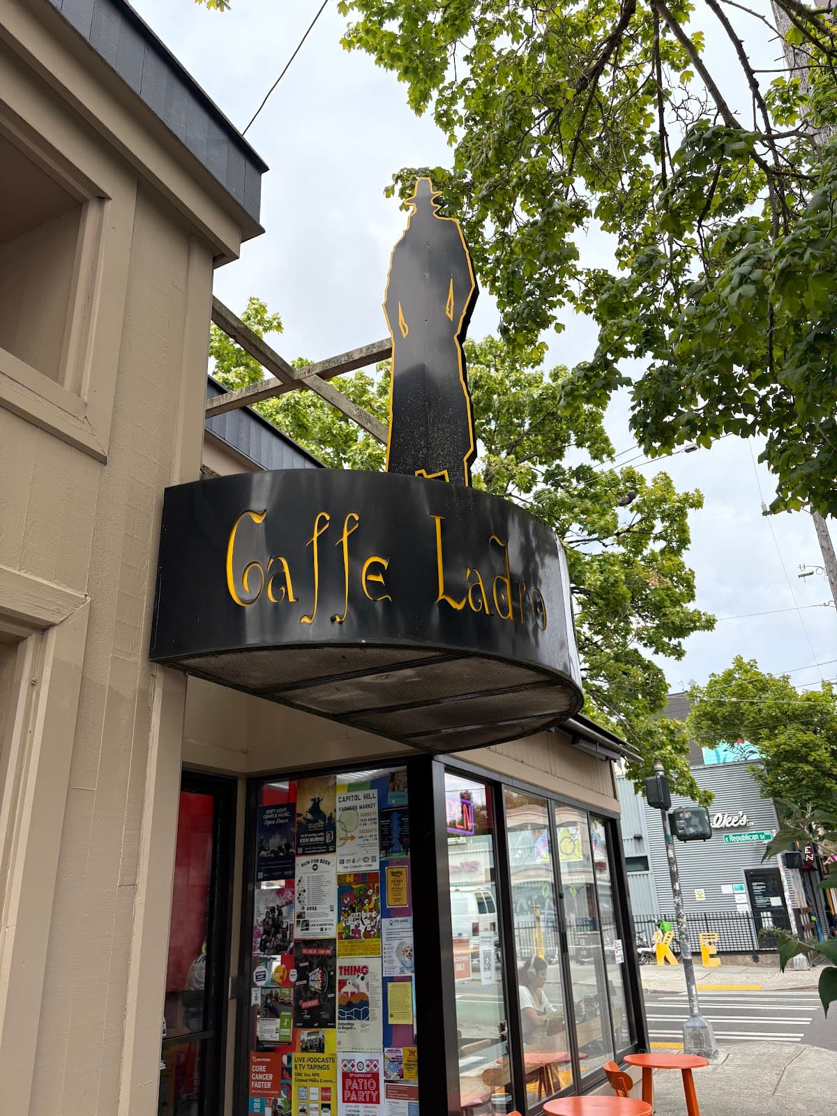 Caffe Ladro - Capitol Hill specialty coffee shop in Seattle - photo 7