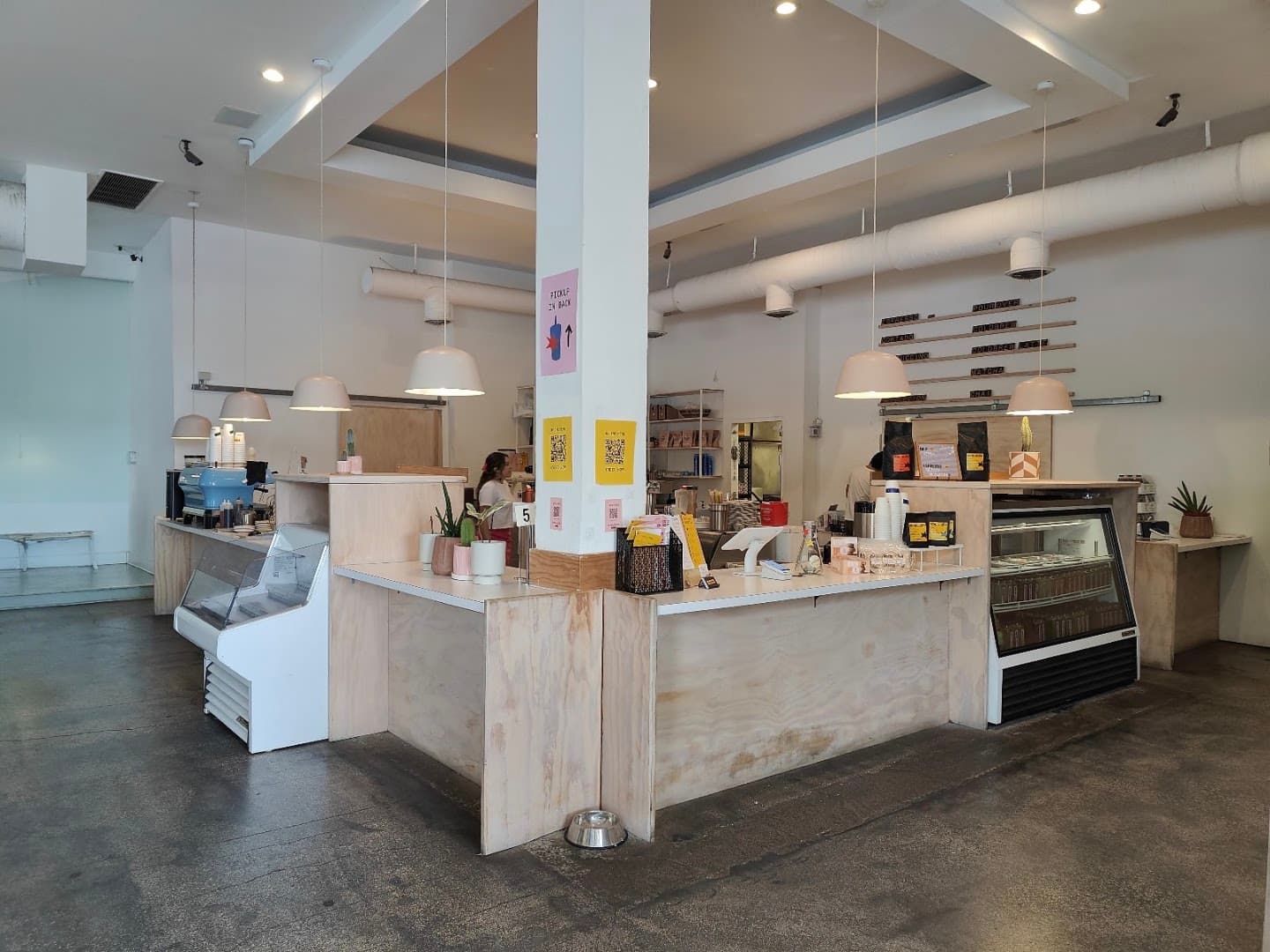 Revolución - specialty coffee shop in San Antonio