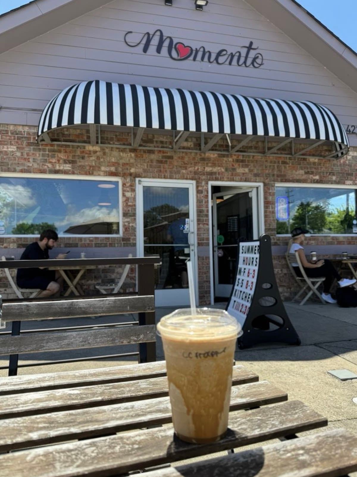 Momento Specialty Coffee - HERMITAGE - specialty coffee shop in Hermitage