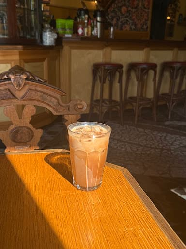 Floyd's Coffeehouse and Wine Bar - specialty coffee shop in Portland