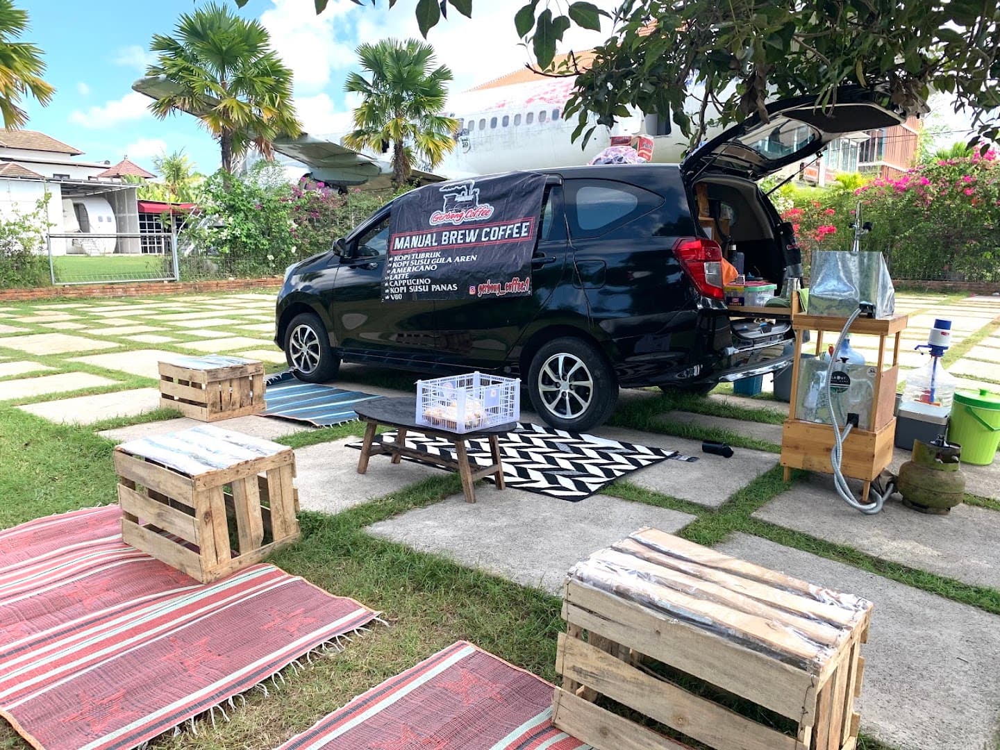 Gerbong Coffee (Manual Brew Coffee) - specialty coffee shop in Benoa