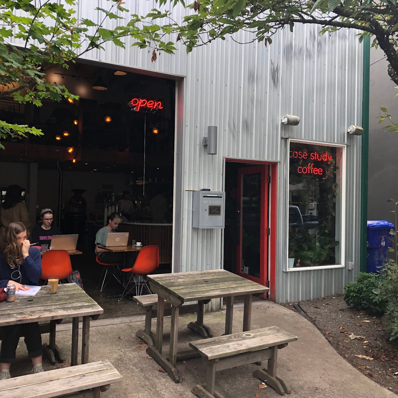 Case Study Coffee Roasters specialty coffee shop in Portland - photo 3