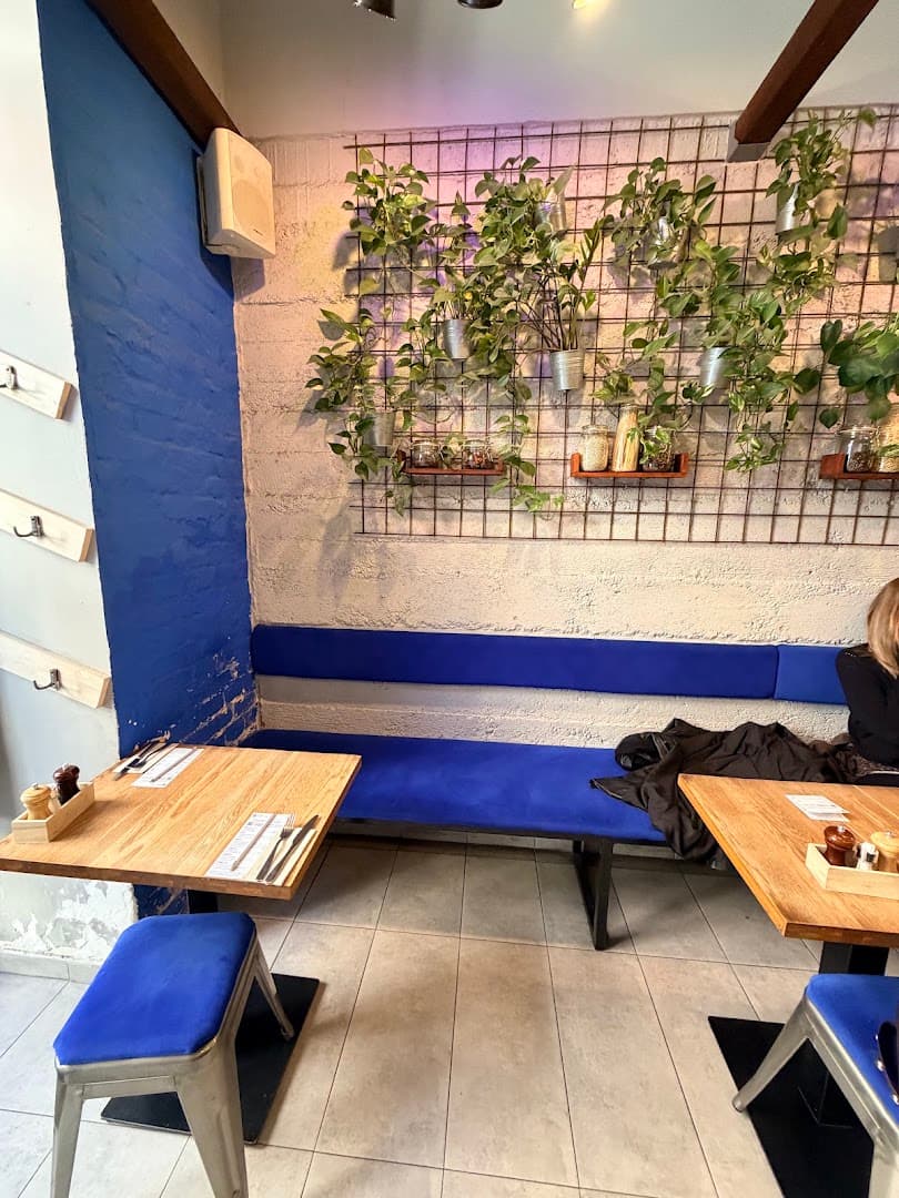 Pantry Brunch & Coffee - specialty coffee shop in Budapest