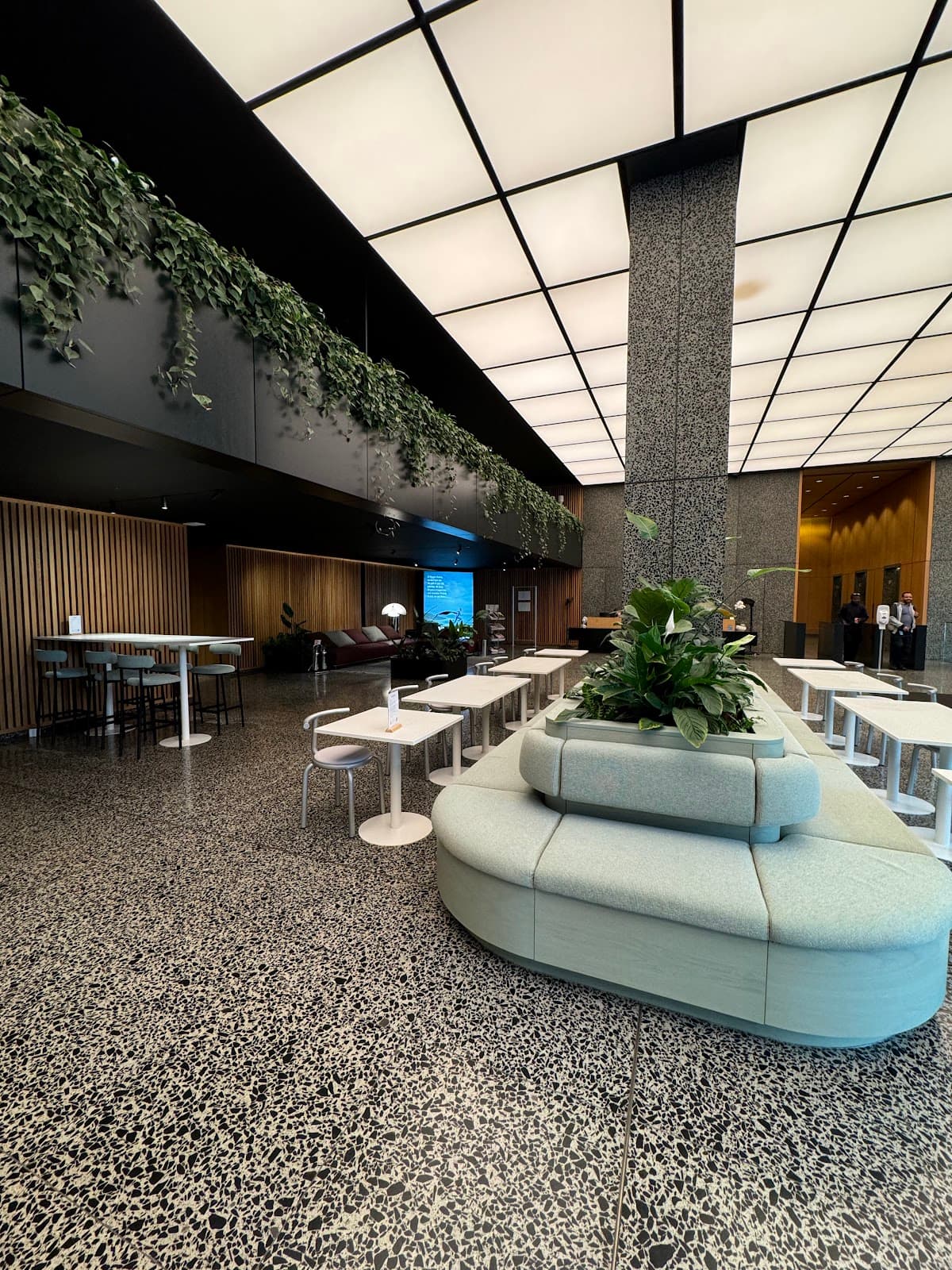 Old Spike Cabot Square - specialty coffee shop in Canary Wharf Estate