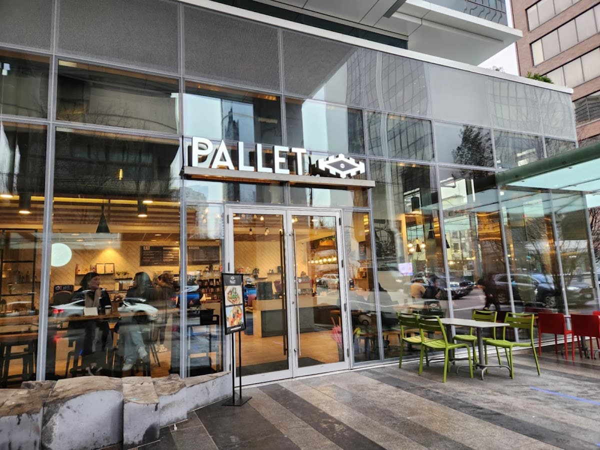 Pallet Coffee Roasters - Howe Street specialty coffee shop in Vancouver - photo 5
