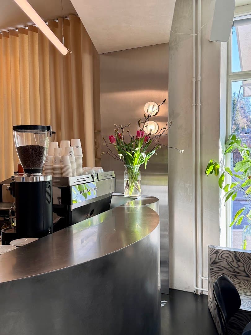 Interior of DRAFT. Coffee Zurich, specialty coffee shop in Zurich