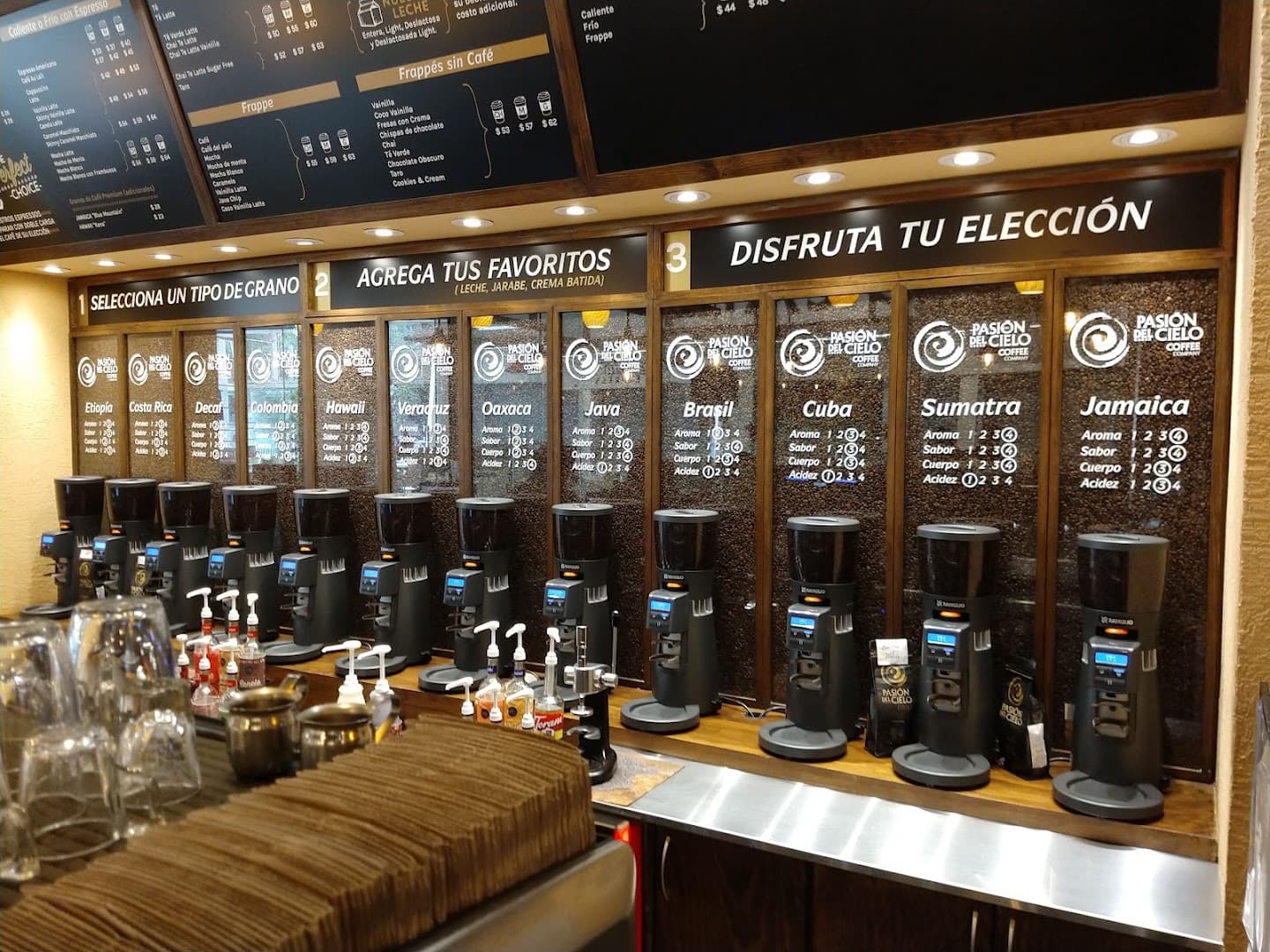 Interior of Pasión Café (antes Pasión del Cielo), specialty coffee shop in Mexico City