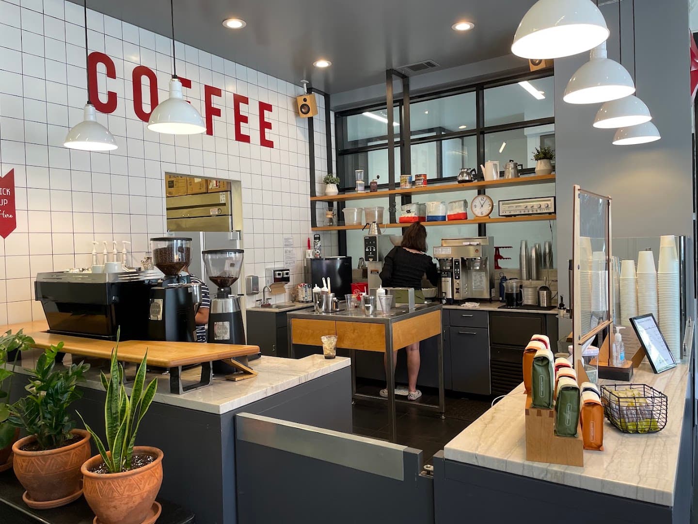 modern coffee - specialty coffee shop in Oakland
