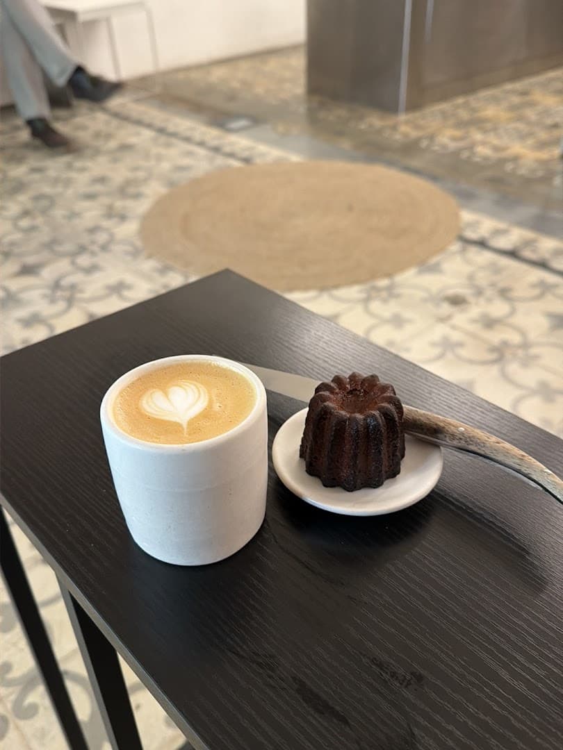 LOT ROASTERS specialty coffee shop in Barcelona - photo 8