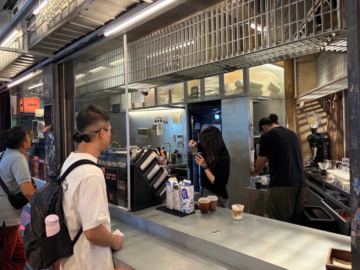 광장시장 일호상회 (ILHO Market) - specialty coffee shop in Seoul