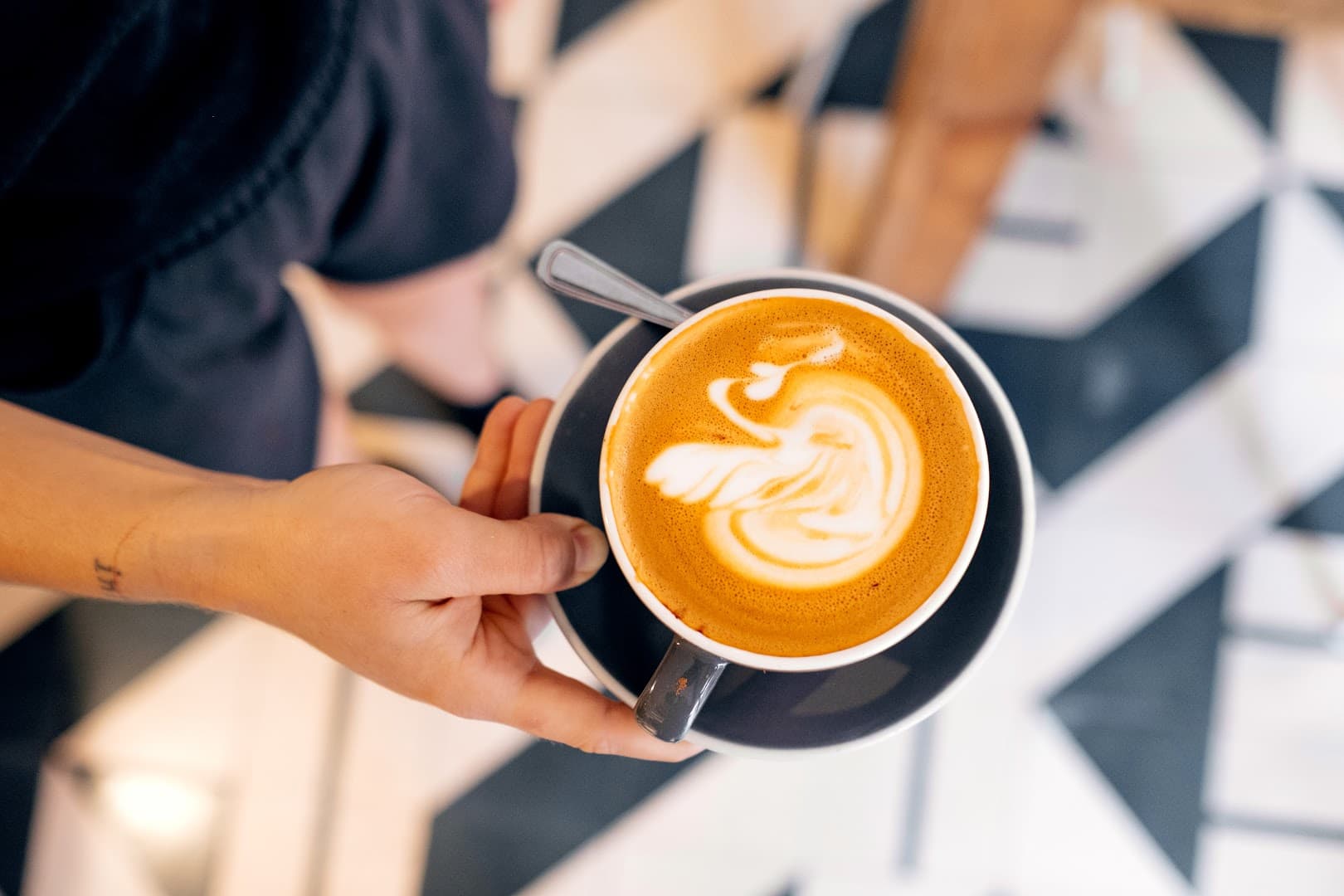 Caravelle specialty coffee shop in Barcelona - photo 4