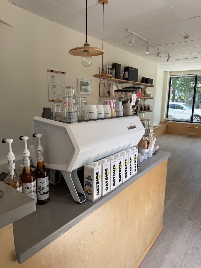 Interior of Dopapen Coffee @ Greek Town, specialty coffee shop in Toronto