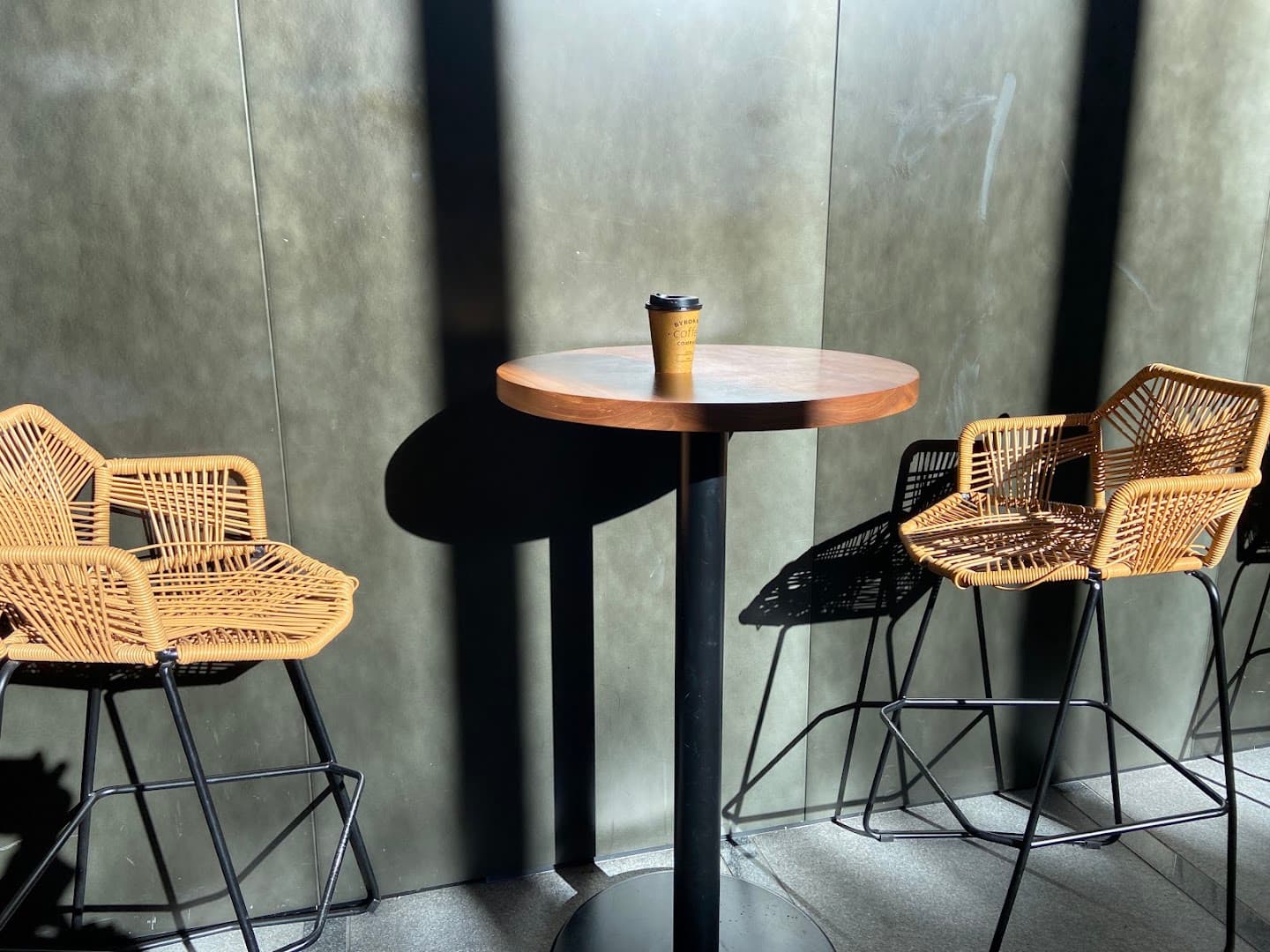 Interior of Byron Bay Coffee Company, specialty coffee shop in Tokyo