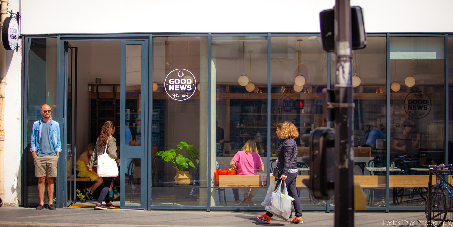 Good News Coffee Shop - specialty coffee shop in Paris