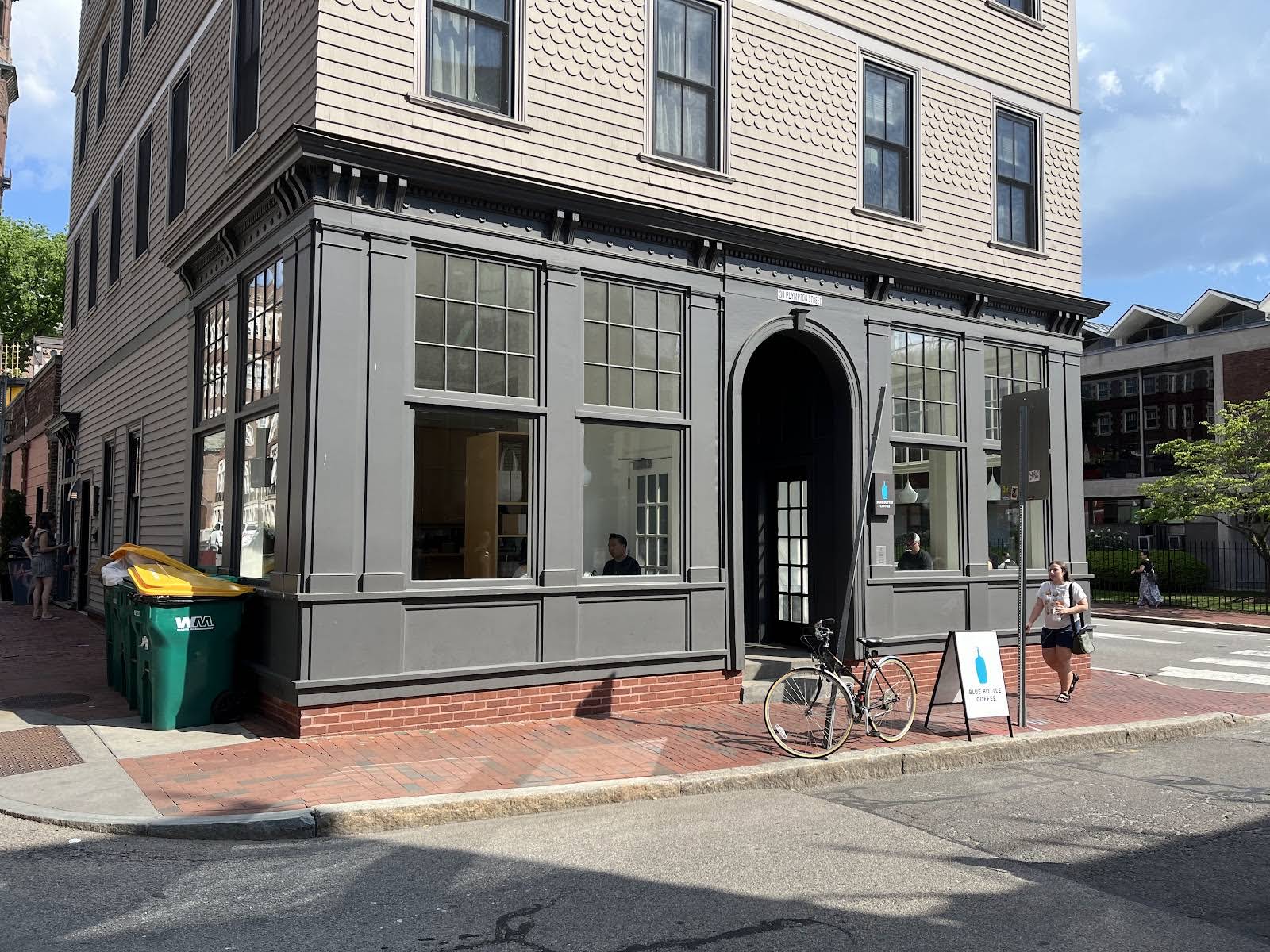 Blue Bottle Coffee - specialty coffee shop in Riverside