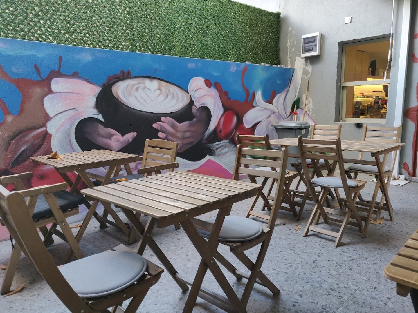 Fam Coffee Family specialty coffee shop in Istanbul - photo 10