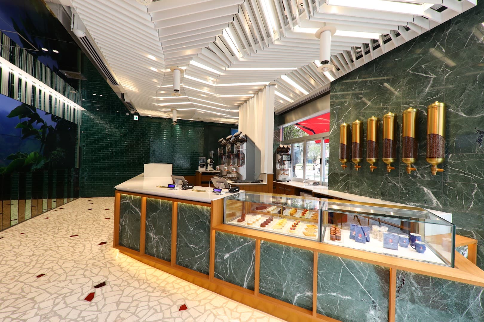 GESHARY COFFEE HIBIYA — specialty coffee in Tokyo