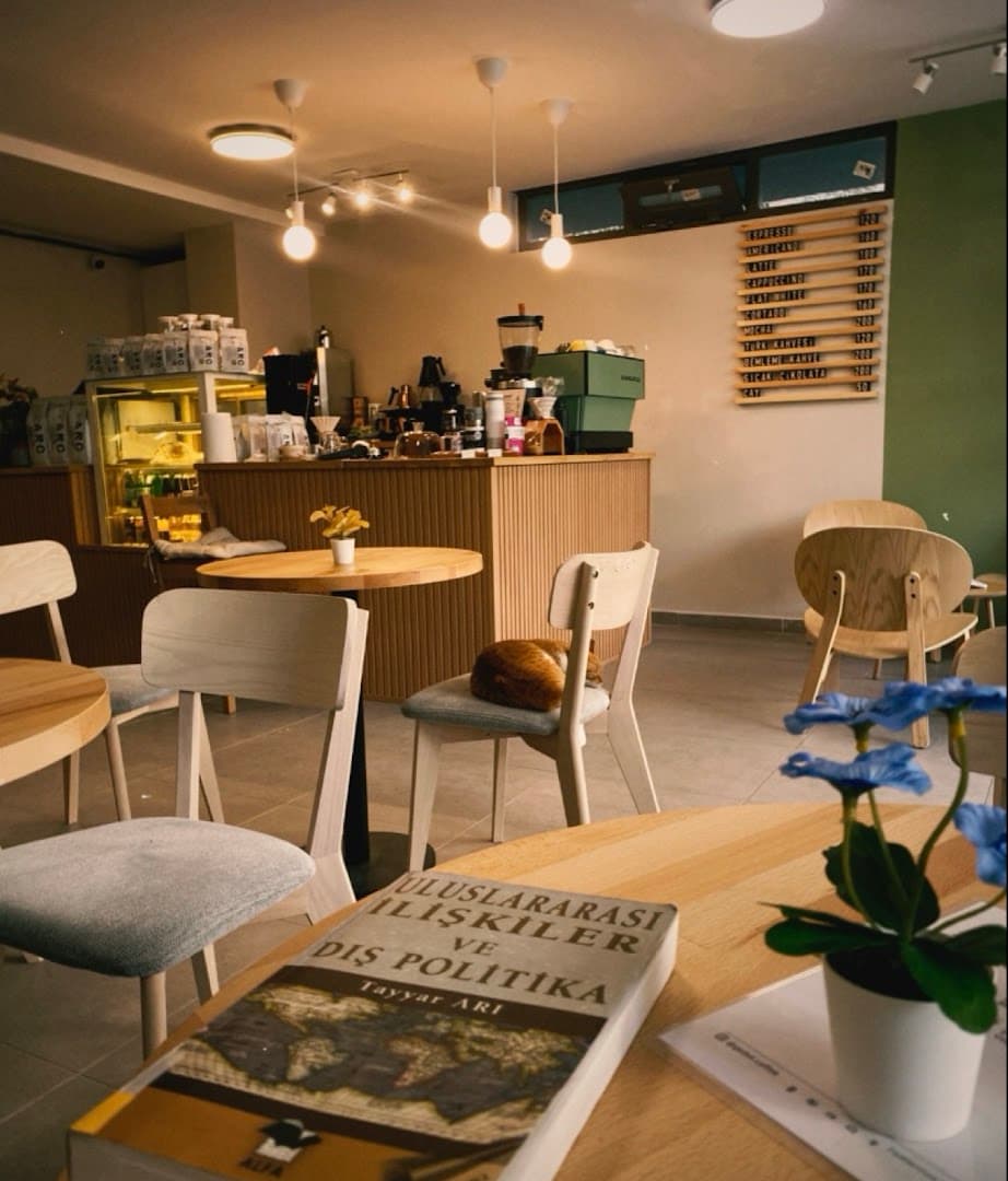 Godot Speciality Coffee specialty coffee shop in Istanbul - photo 1