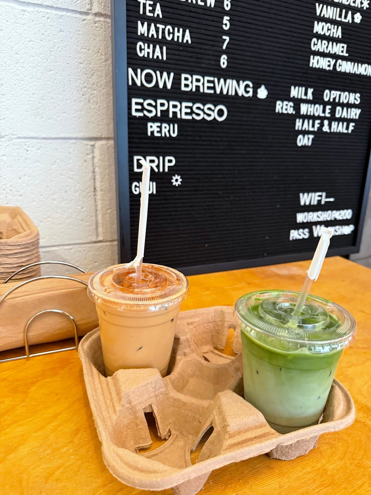 Factotum Coffee specialty coffee shop in Chicago - photo 5