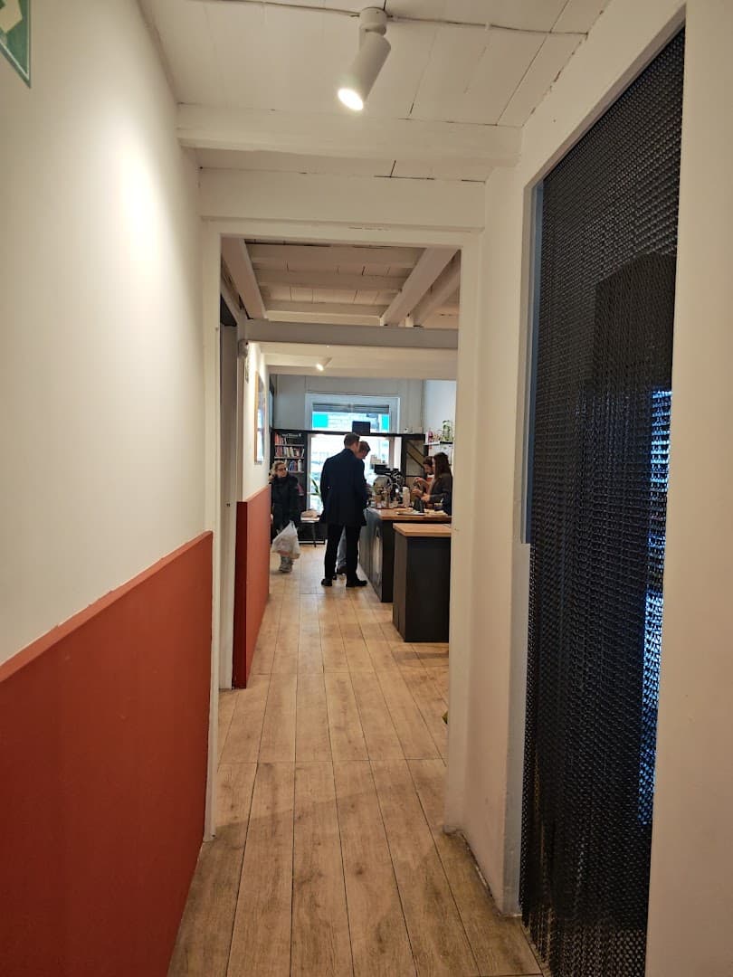 Sensorial Coffee Roasters specialty coffee shop in Barcelona - photo 8