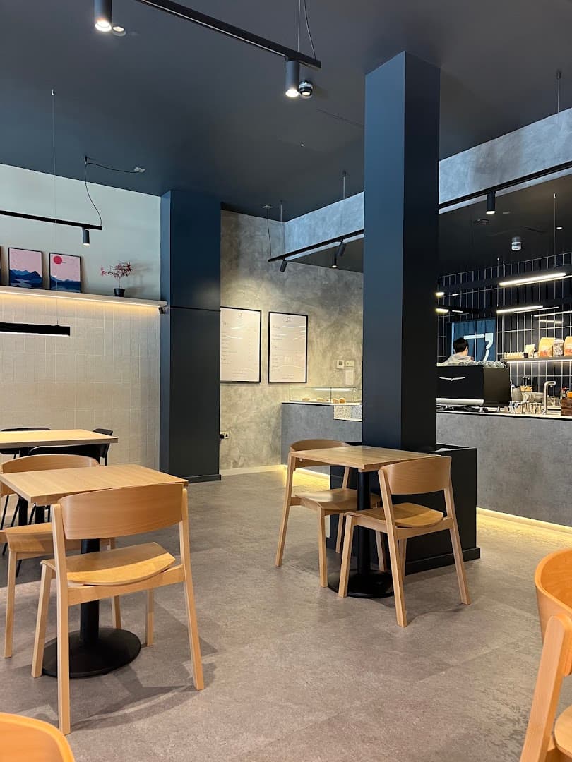 Apostrophe Coffee - specialty coffee shop in Bristol