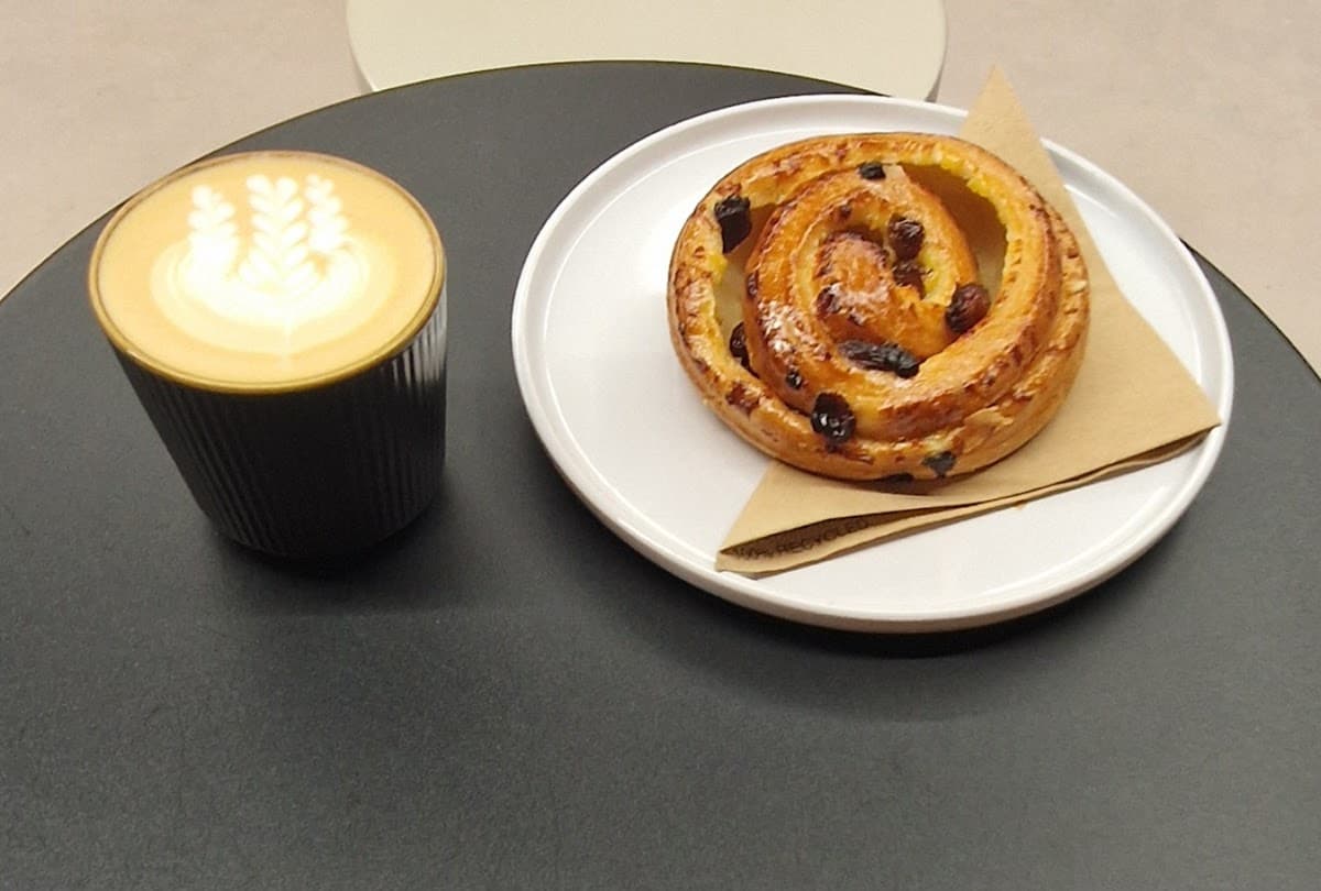 Old Spike New St Square - specialty coffee shop in your area