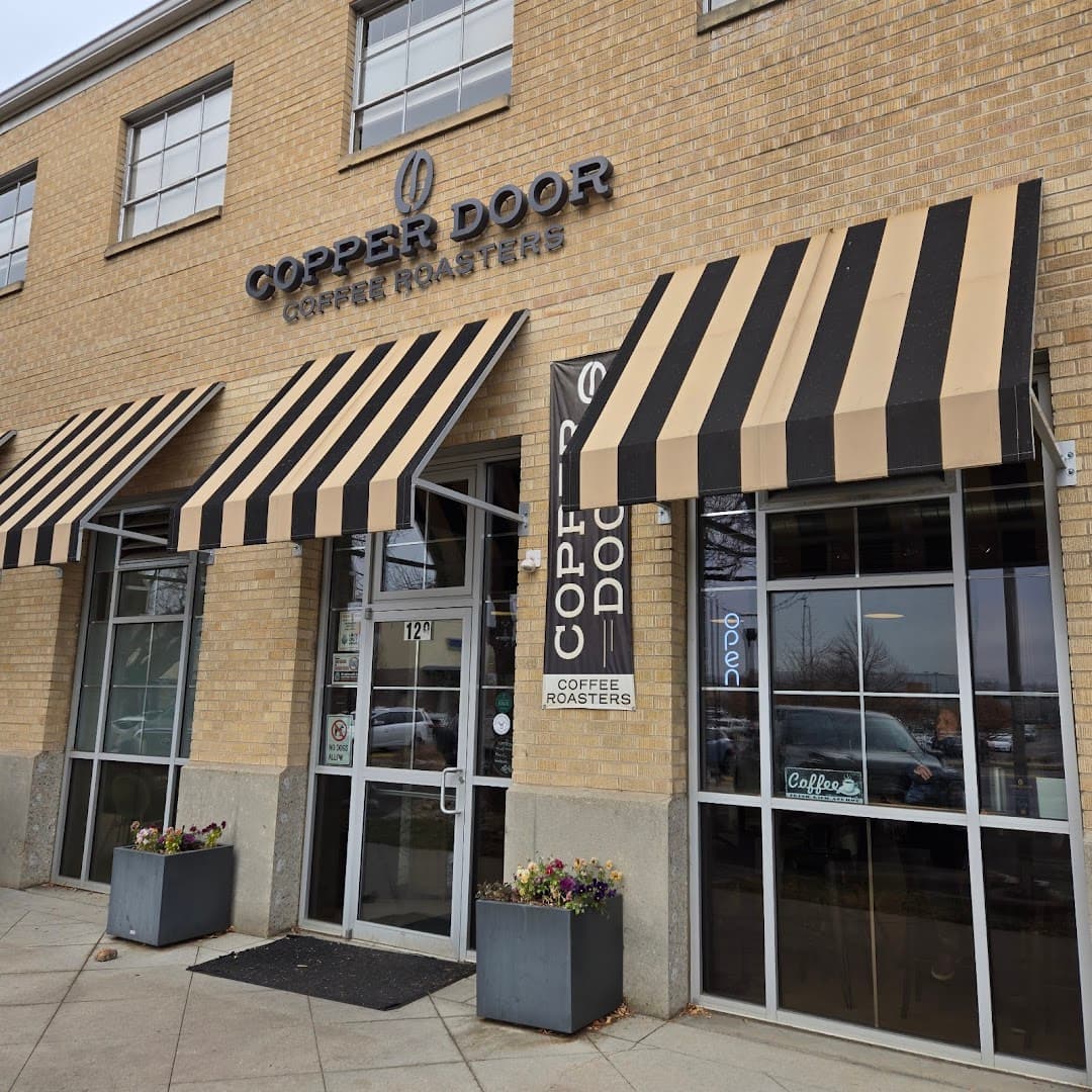 Copper Door Coffee Roasters specialty coffee shop in Denver - photo 4