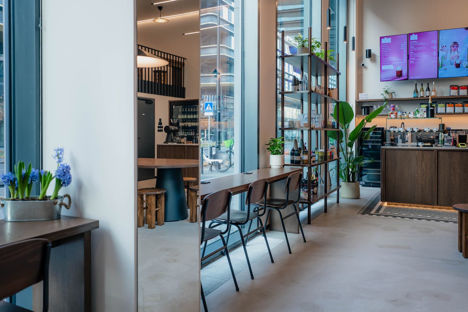 The Miners Coffee Florentinum — specialty coffee in Prague
