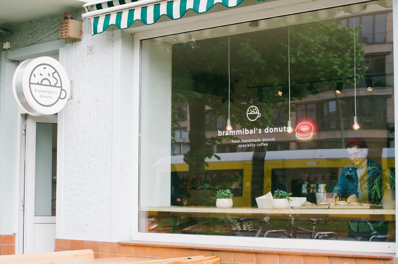 Brammibal's Donuts (Maybachufer) — specialty coffee in Berlin