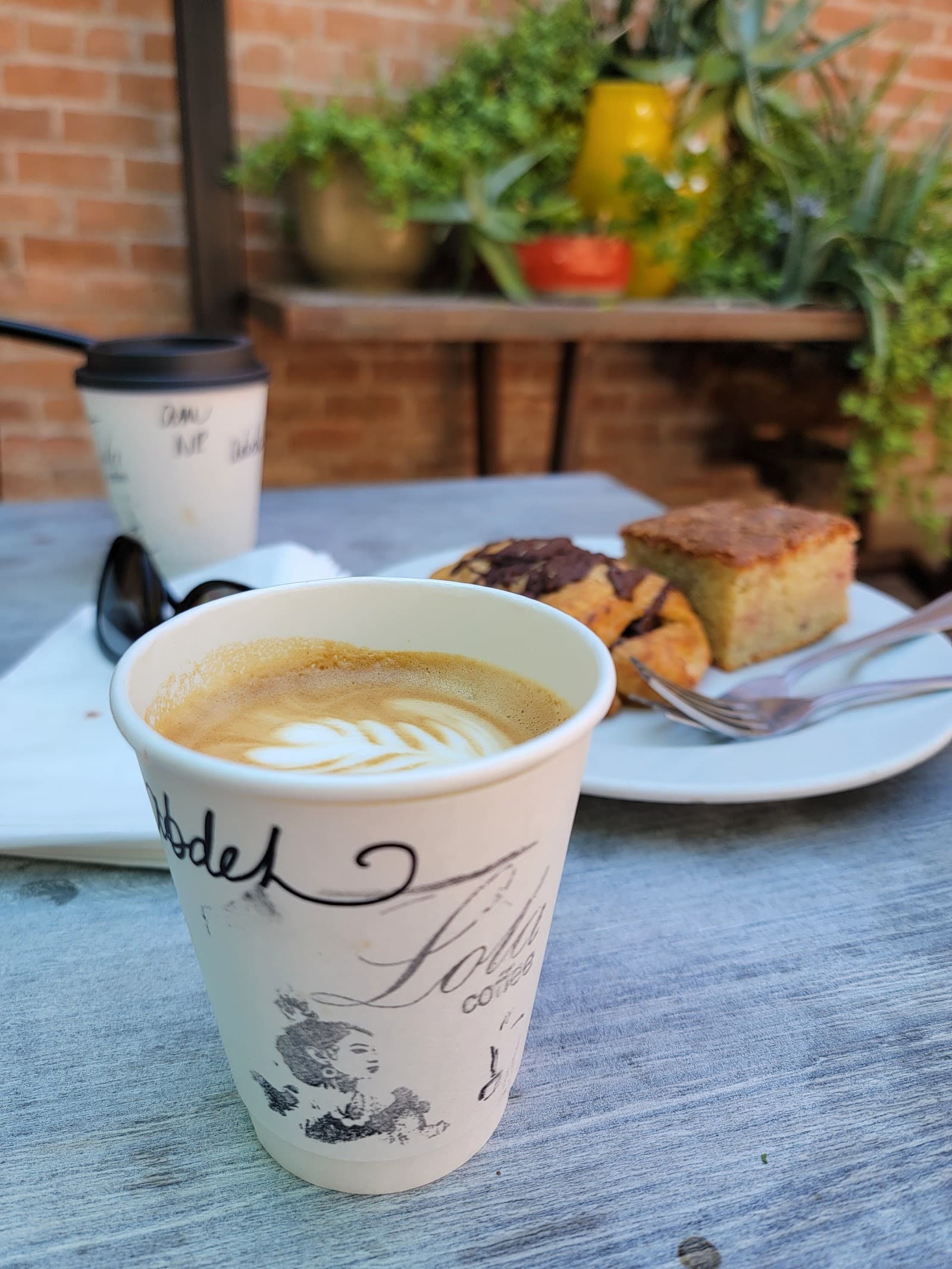 Lola Coffee specialty coffee shop in Phoenix - photo 10
