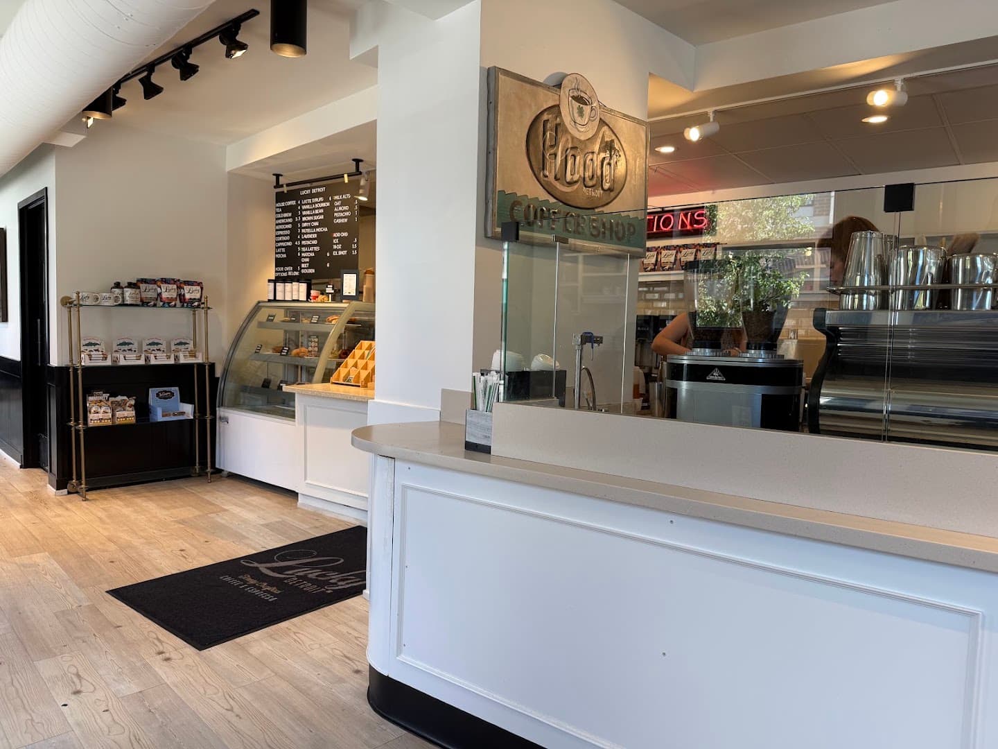 Lucky Detroit Coffee Roasters Espresso Grosse Pointe specialty coffee shop in Detroit - photo 7
