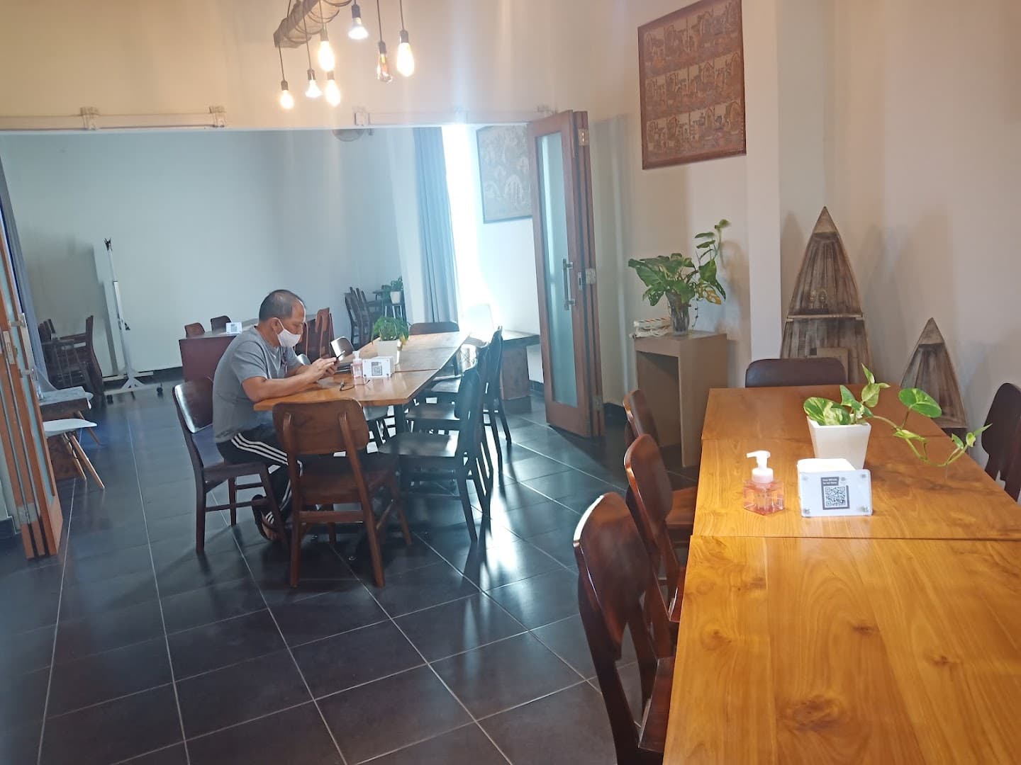 Second Floor Coffee - specialty coffee shop in Bali