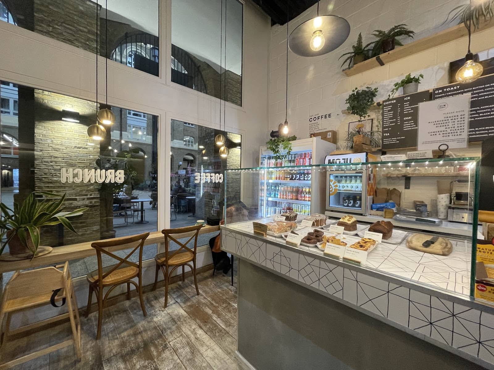 White Mulberries - specialty coffee shop in Bermondsey