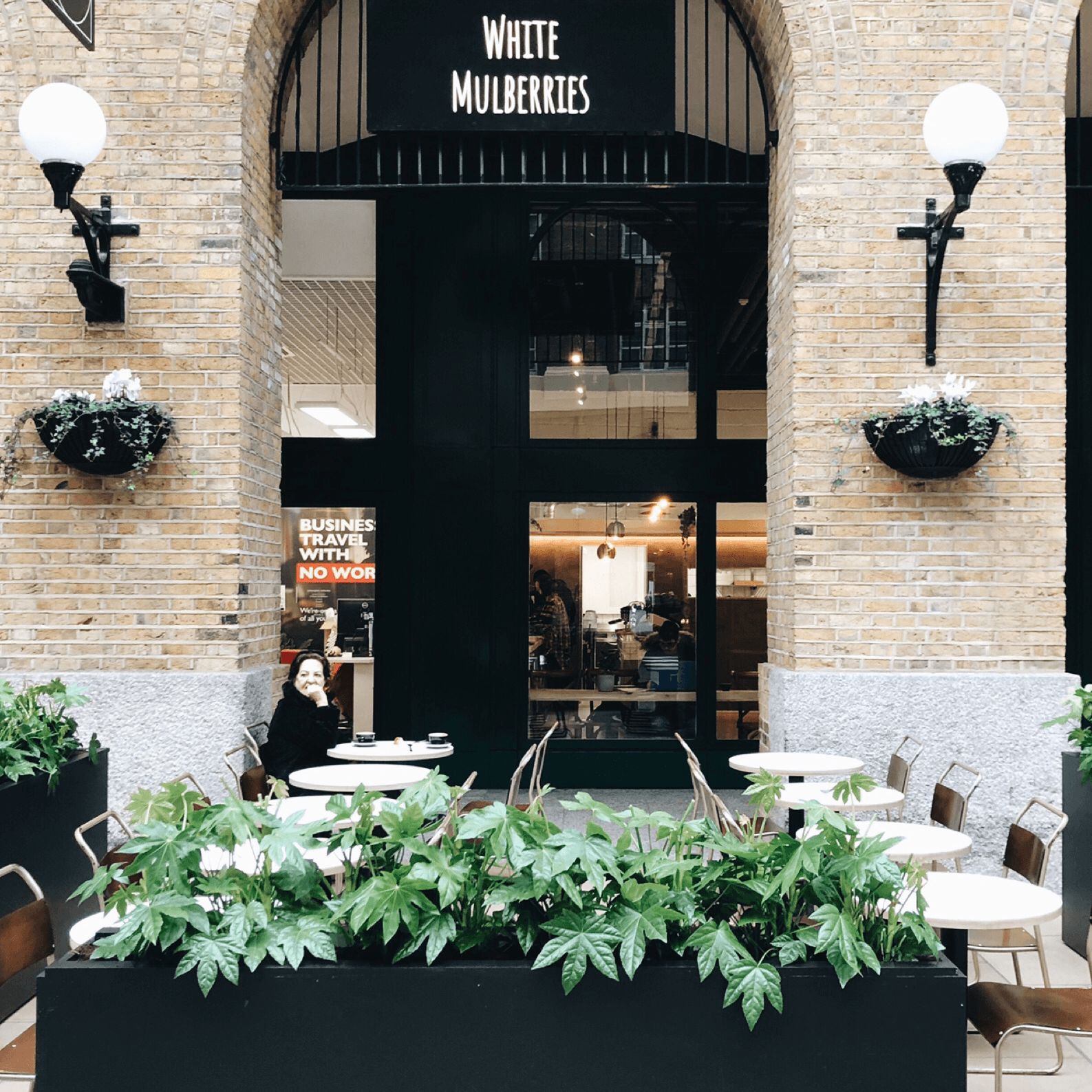White Mulberries specialty coffee shop in London - photo 8