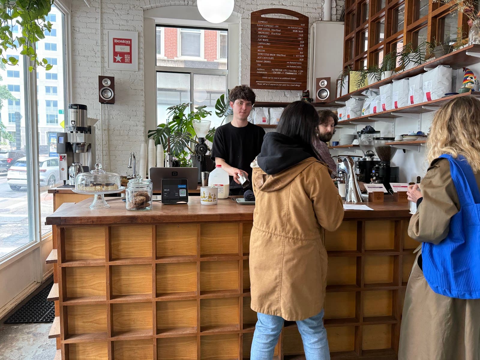 Gracenote Coffee Boston - specialty coffee shop in Leather District