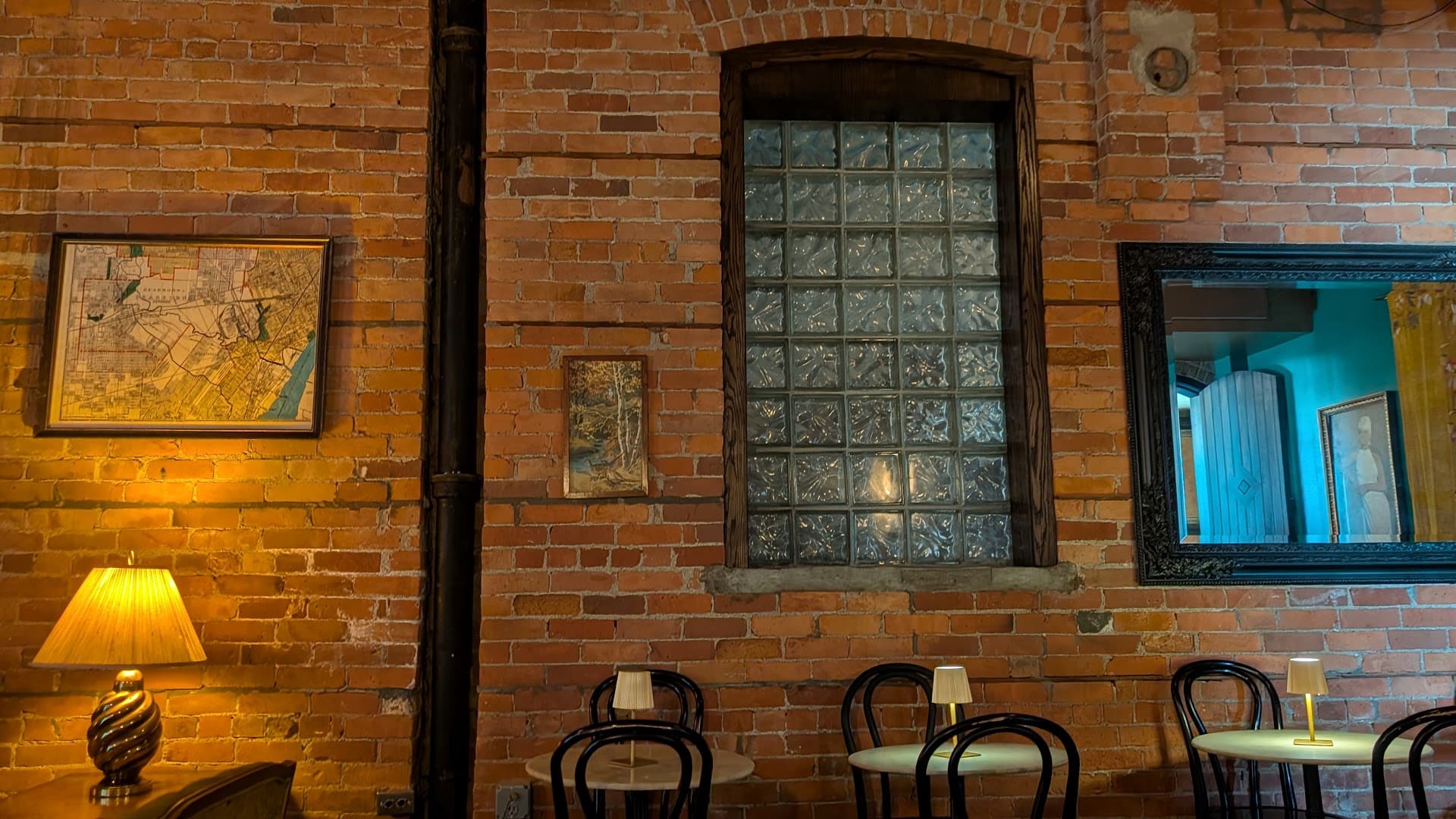 Milwaukee Caffe specialty coffee shop in Detroit - photo 5