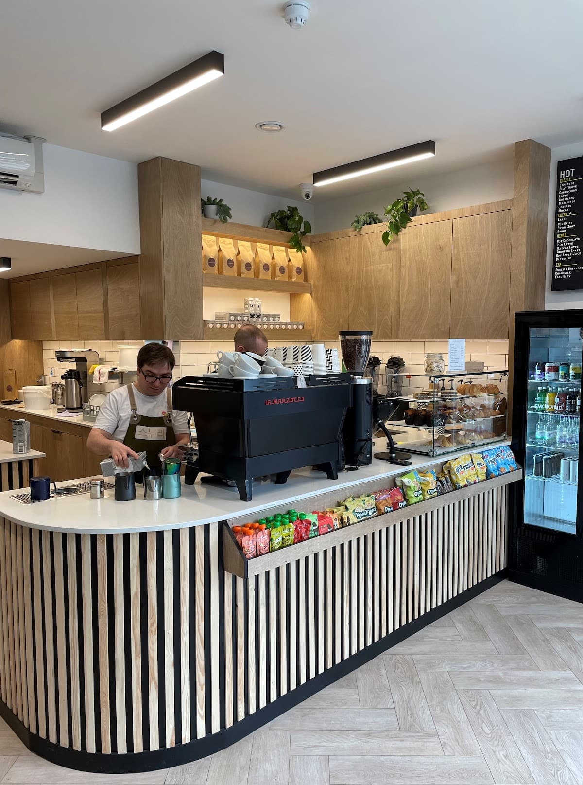 Dark & Light Coffee - specialty coffee shop in London