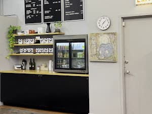 Big Shoulders Coffee specialty coffee shop in Chicago - photo 8