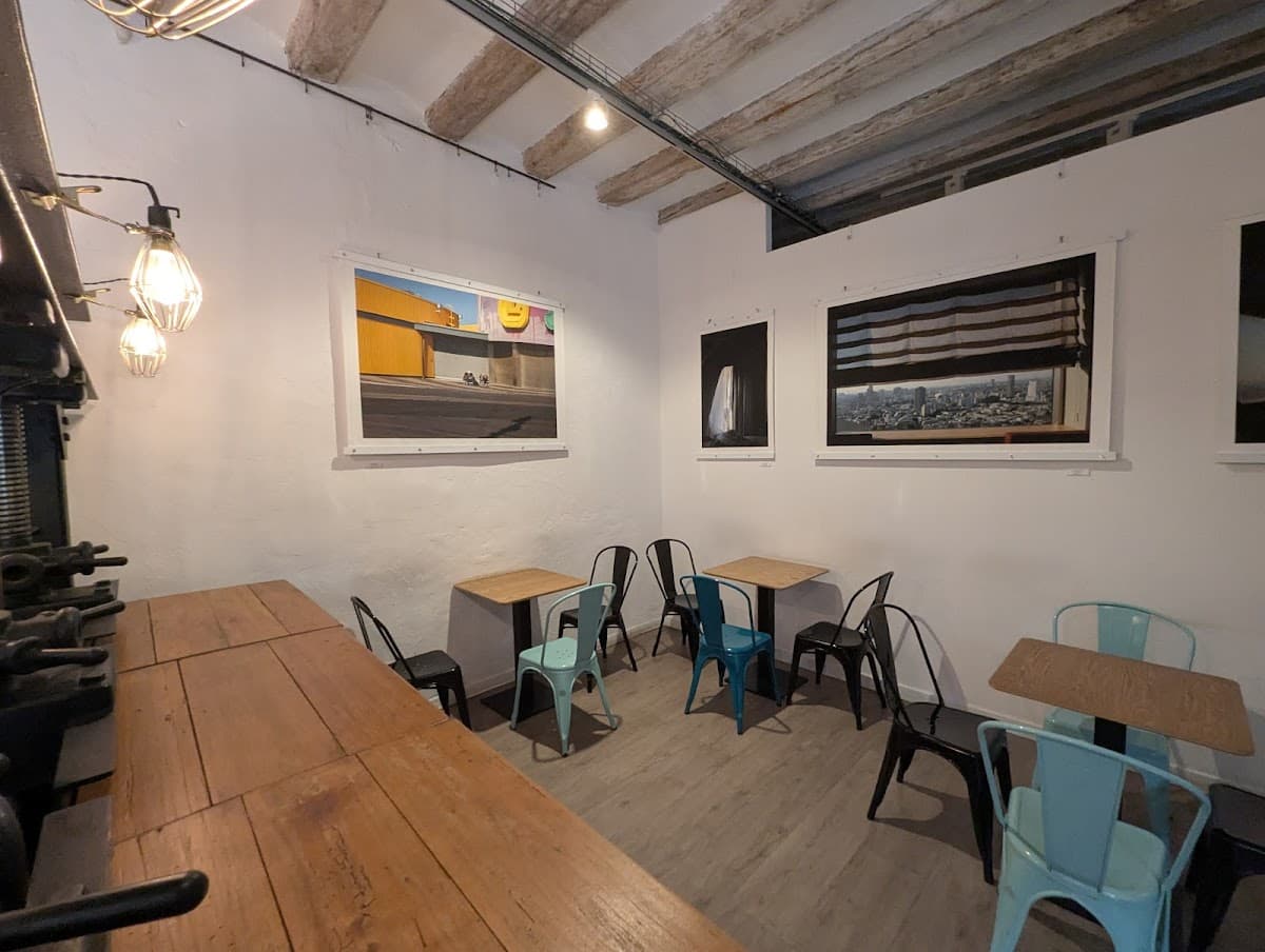 Departure Coffee Co. specialty coffee shop in Barcelona - photo 3