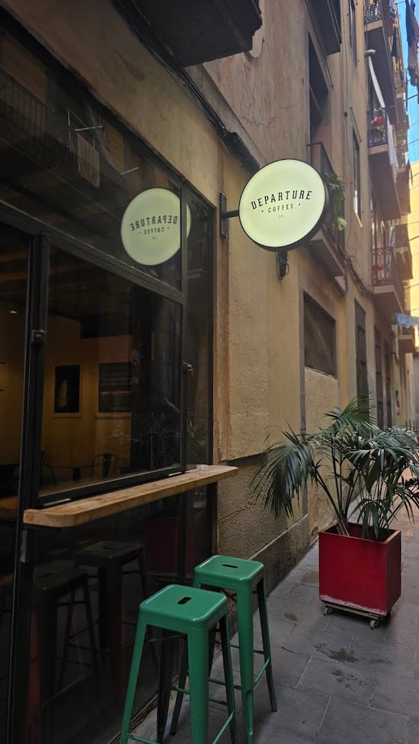 Departure Coffee Co. specialty coffee shop in Barcelona - photo 8