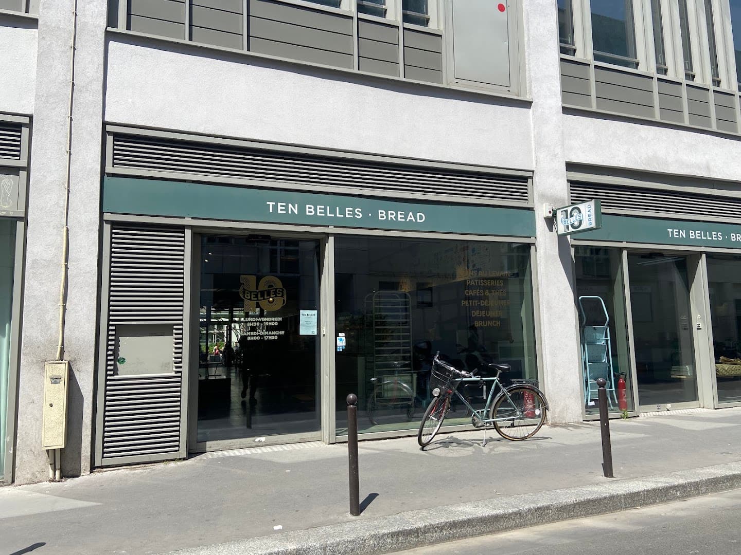 Ten Belles Bread | Coffee Shop | Pain au levain & torréfaction artisanale - specialty coffee shop in Paris