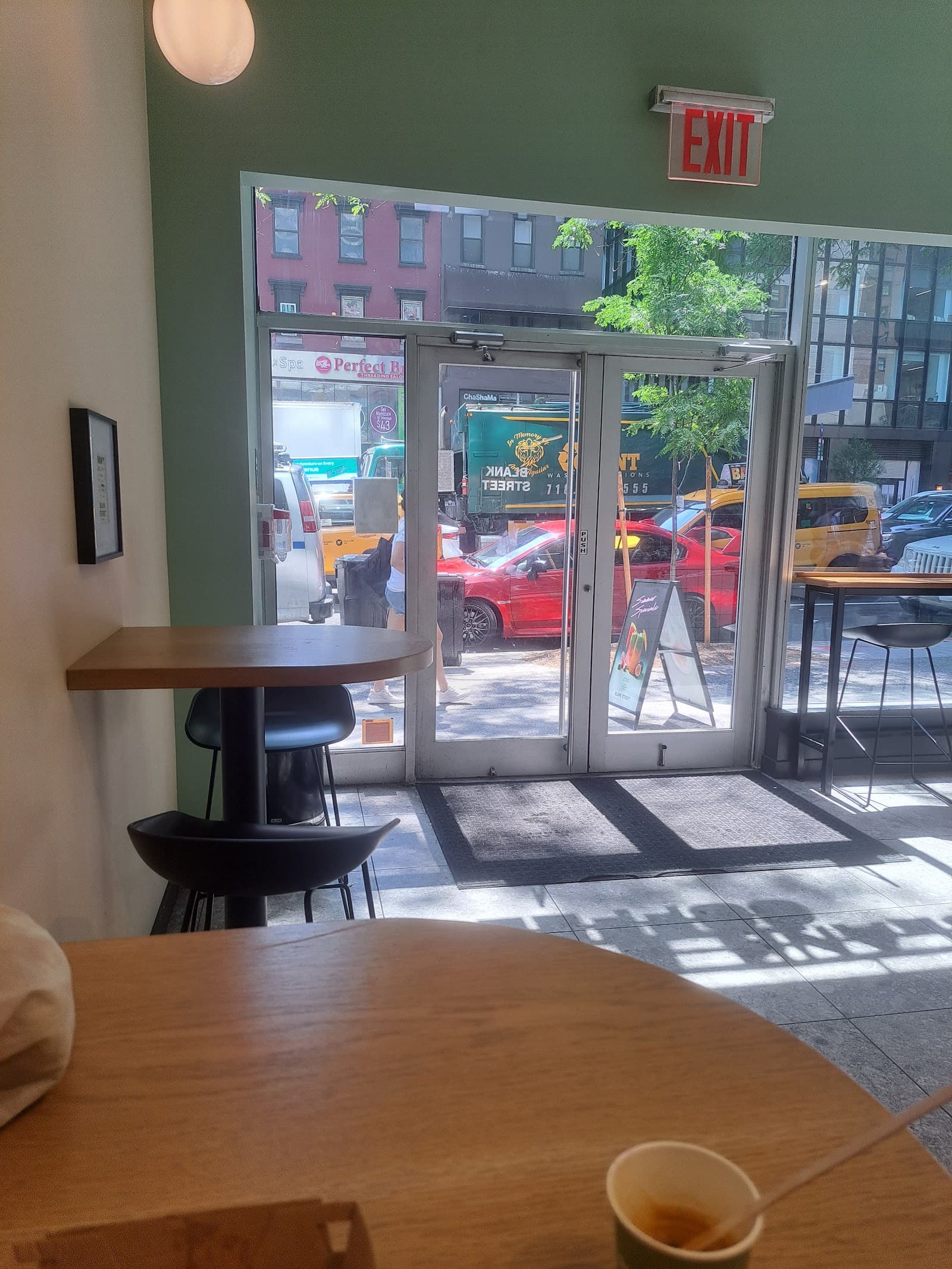 Blank Street Coffee specialty coffee shop in New York - photo 11