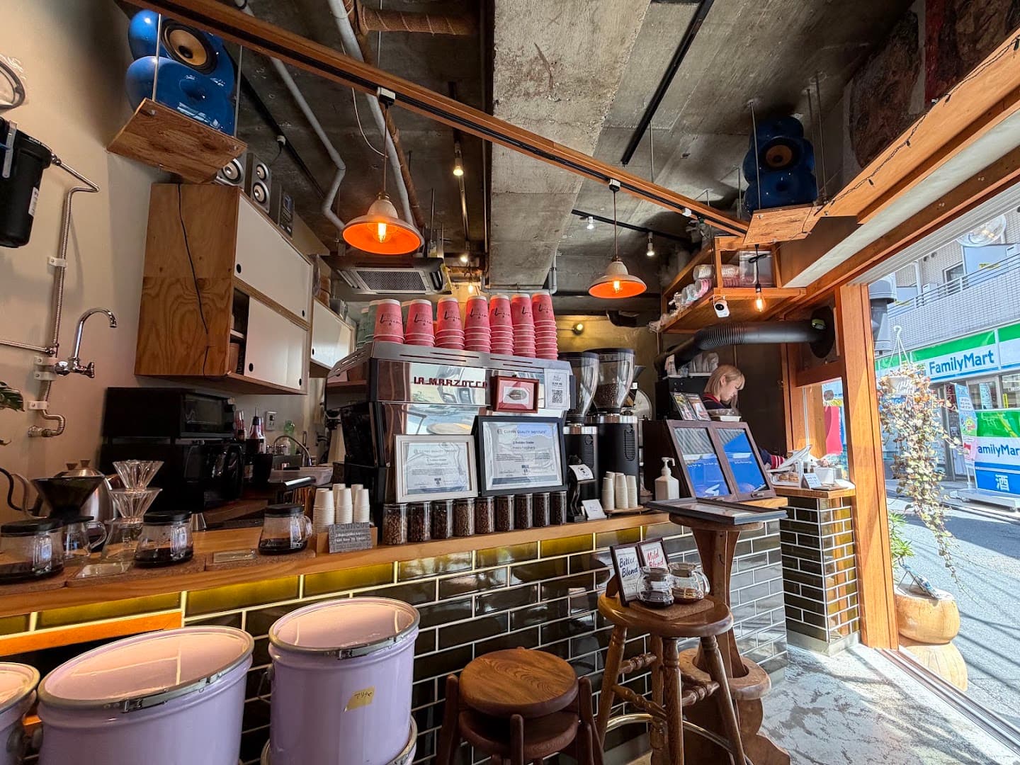 Mermaid Coffee Roasters - specialty coffee shop in Matsubara