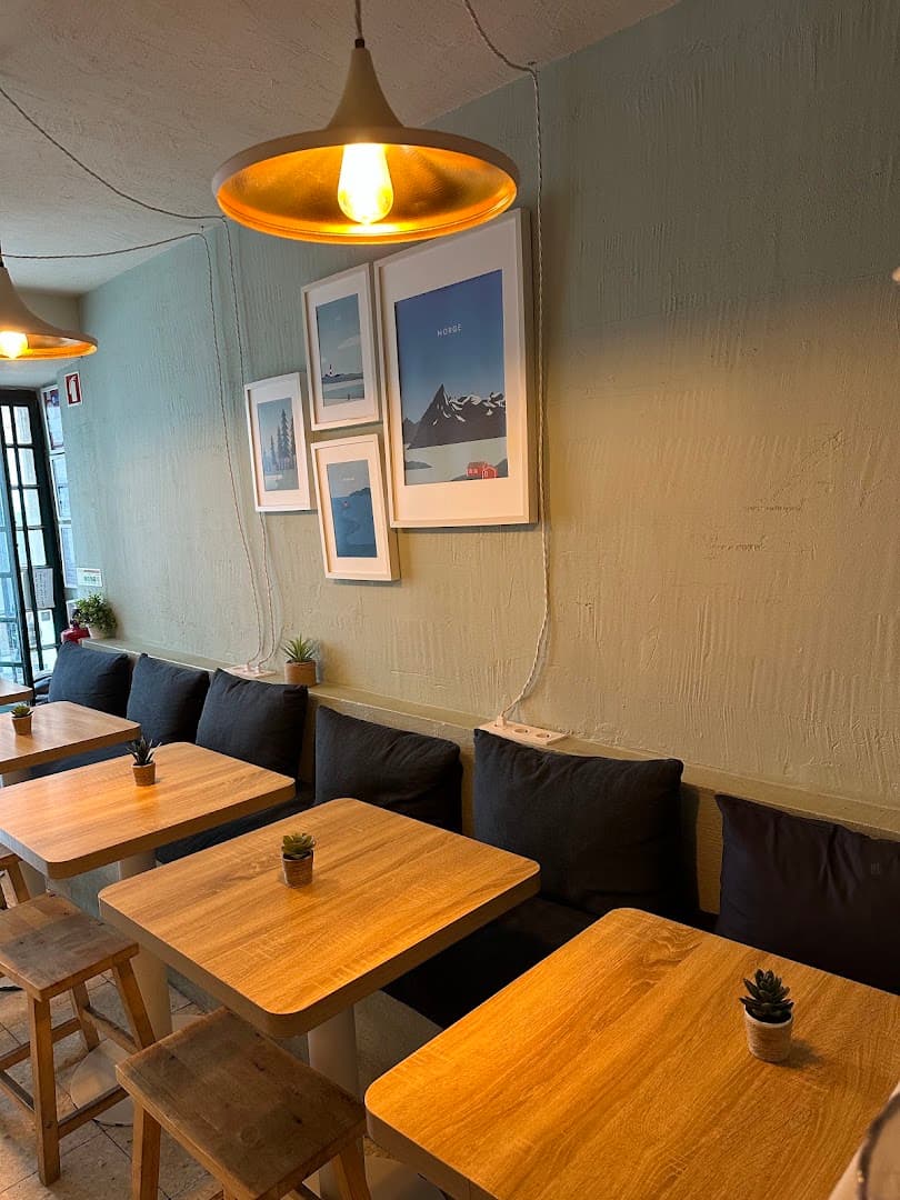 Flat Café - specialty coffee shop in Lisbon