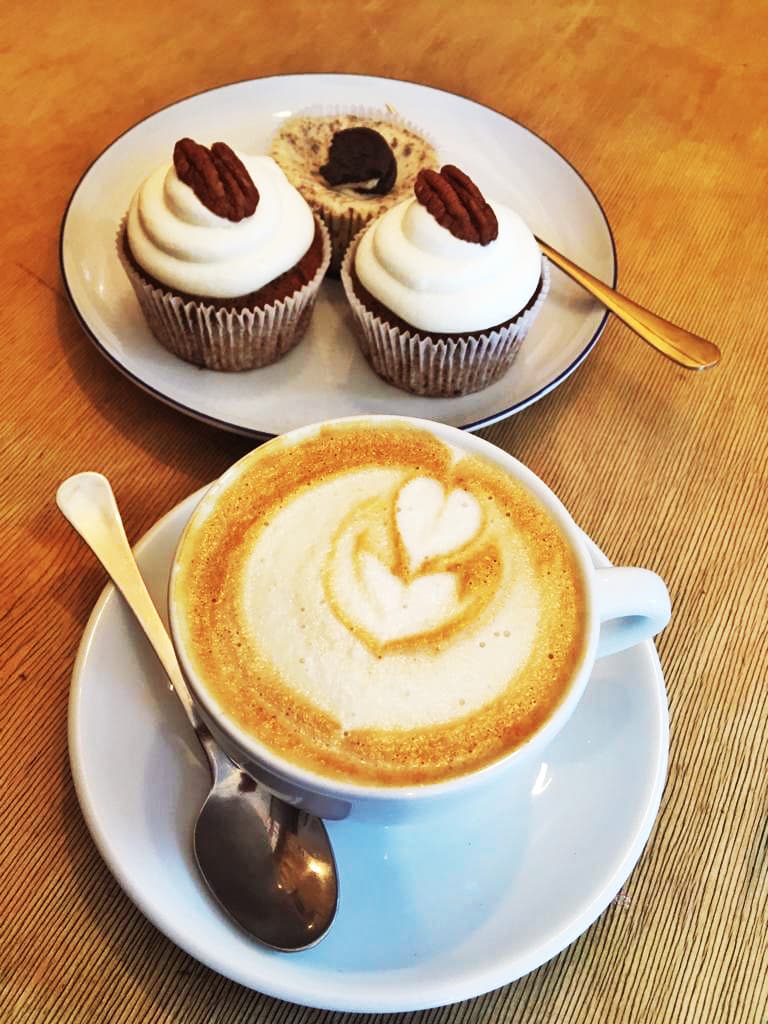 Coffee at Kiosek Dejvice, specialty coffee shop in Prague